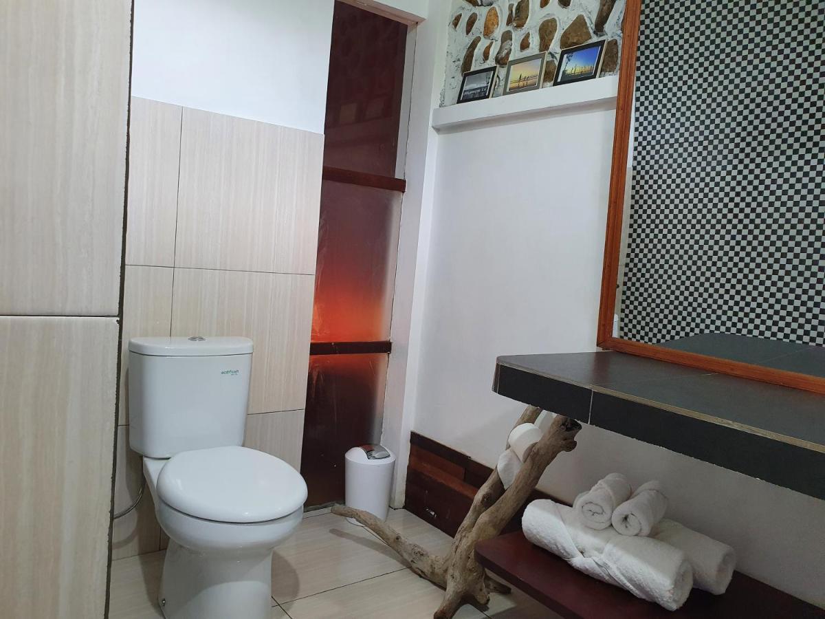Amban Beach House Manokwari Eksteriør billede