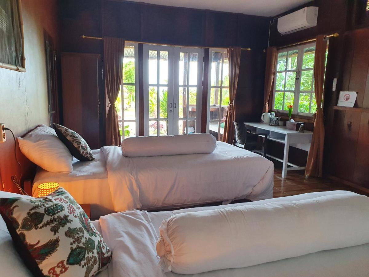 Amban Beach House Manokwari Eksteriør billede