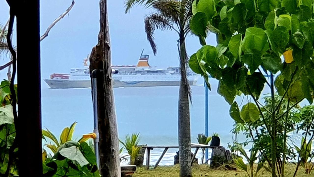 Amban Beach House Manokwari Eksteriør billede
